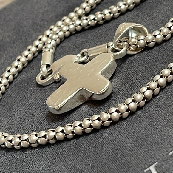 Silpada Sterling Silver Popcorn Necklace with Cross Pendant 19g - Picture 7 of 17